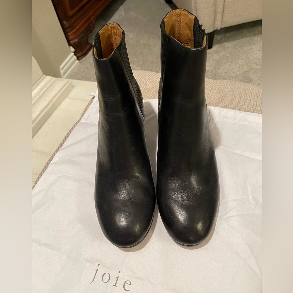 Joie Remmie Black Booties